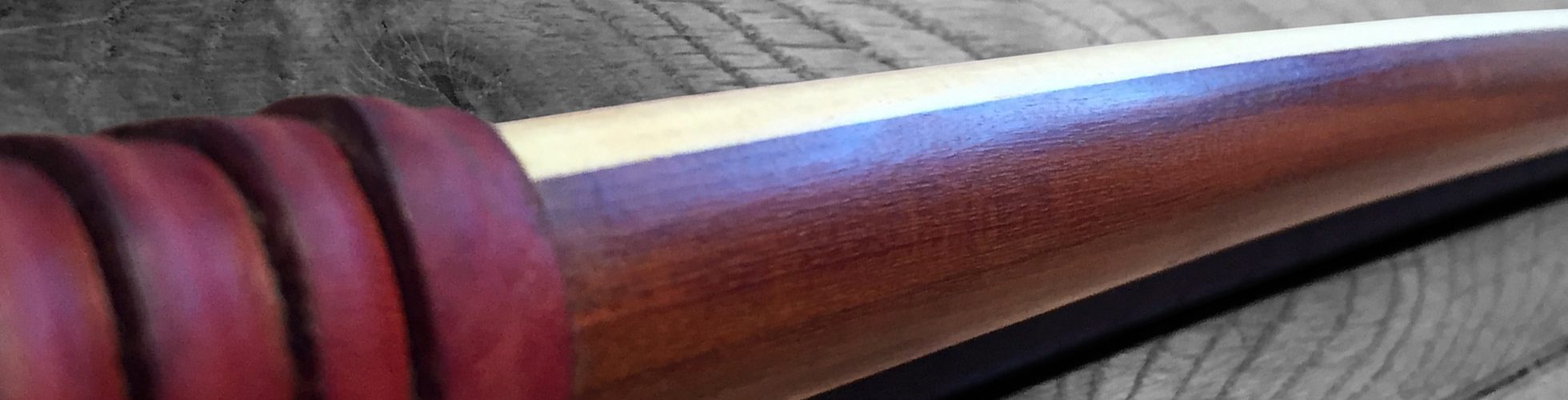 bowfire, BOWFIRE, Bogenschule, Fachhandel, Bogenparcours, Bogen kaufen, Zubehör, Bogenschießen, Bogenreisen, Bogenevents, Kiel, Schleswig Holstein, Deutschland, Bogenbau, Kurs, Workshop, Abendkurs, eigenen Bogen bauen, traditionell, Helmut Ritter, Bowfire, Bogenreisen, meditatives Bogenschießen, einsgerichtetes Bogenschießen, traditionelles Bogenschießen, intuitives Bogenschießen, traditioneller Bogenbau, Bogenbau, traditionelles Bogenschiessen, Schleswig Holstein, Plön, Rendsburg, Eckernförde, Kiel, Stave, Bogenrohlinge, Bogenbaukurse, Kurse, Workshops, Zubehör, Pfeile, Federn, Köcher, Messer, Sehne, Sehnenumwicklung, Leder, Nockpunkt, Nocken, Tips, Recurve, Syahs, Eibe, Osage Orange, Hasel, Manau, Rattan, Esche, Hickory, Bambus, Eberesche, Weißdorn, Backing, Sehnenbacking, Bogenworkshop, in zwei Tagen, Zubehörworkshop, Zielscheiben aus Ethafoam, Bogensport, Fachhandel, Bogenfestival, bogenguide, Parcours, Deutschlands Parcours,